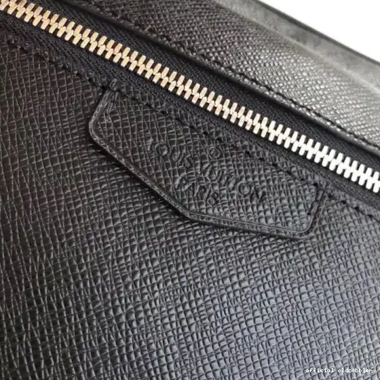 Official oldcobbler Vuitton MESSENGER PM Louis OUTDOOR 0514